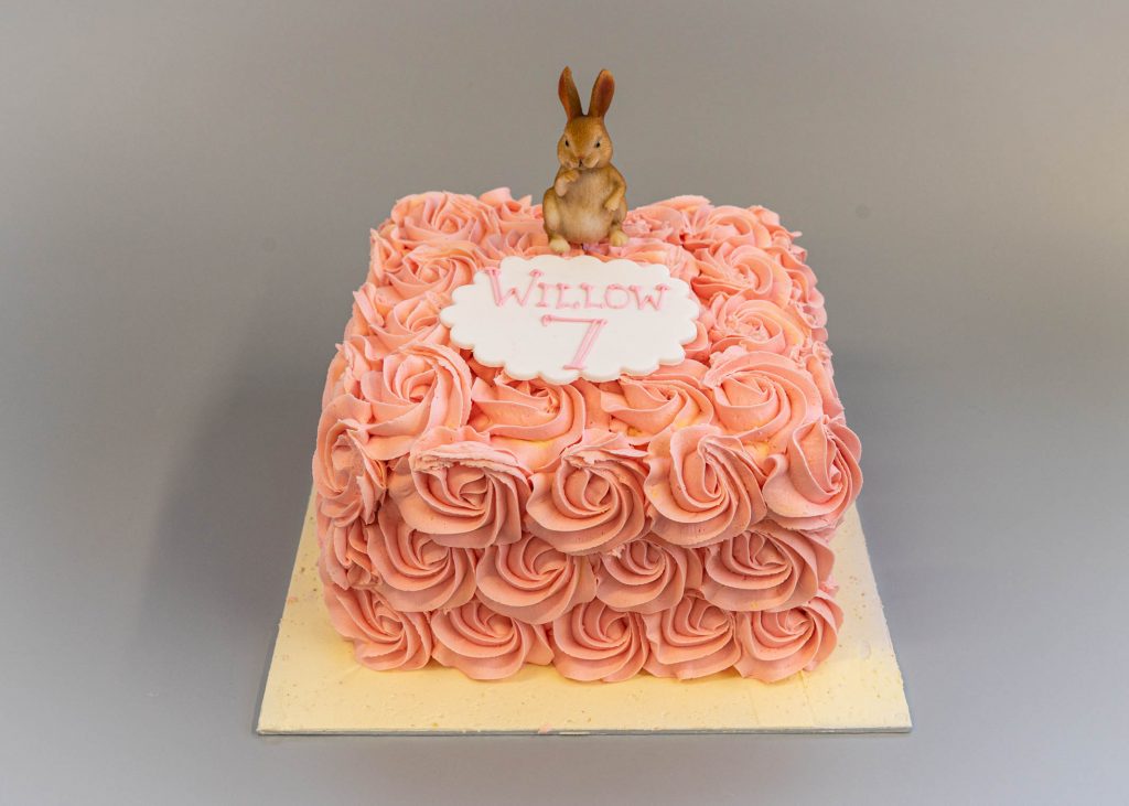 25 Baby Girl First Birthday Cake Ideas : Sprinkle Buttercream Cake
